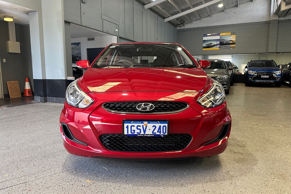 2019 Hyundai Accent Sport RB6