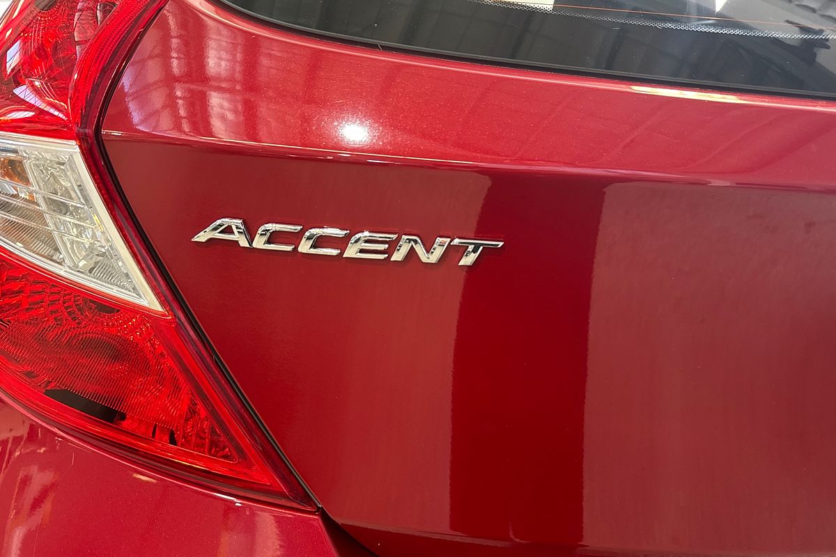 2019 Hyundai Accent Sport RB6