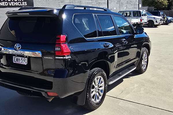 2021 Toyota Landcruiser Prado Kakadu GDJ150R