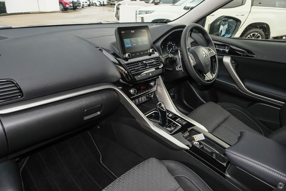 2024 Mitsubishi Eclipse Cross PHEV ES YB