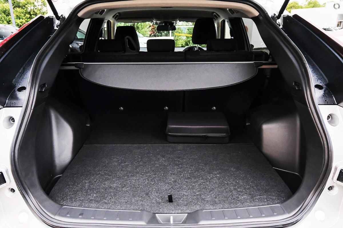 2024 Mitsubishi Eclipse Cross PHEV ES YB
