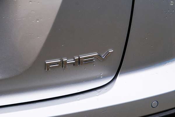2024 Mitsubishi Eclipse Cross PHEV ES YB