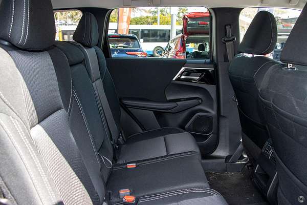 2025 Mitsubishi Outlander LS ZM