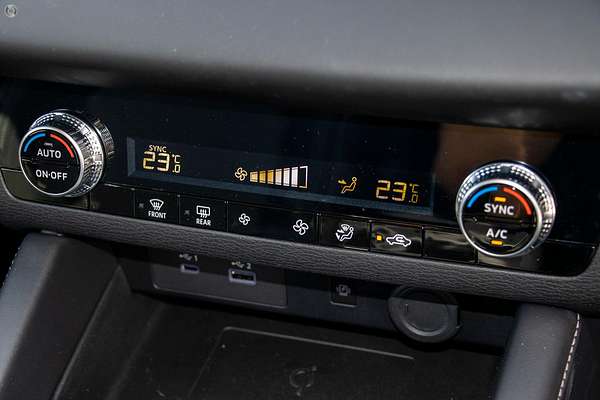 2025 Mitsubishi Outlander LS ZM