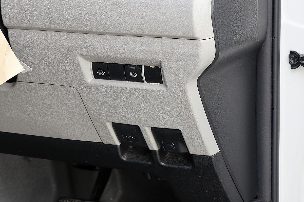 2022 Toyota Hiace GDH300R LWB