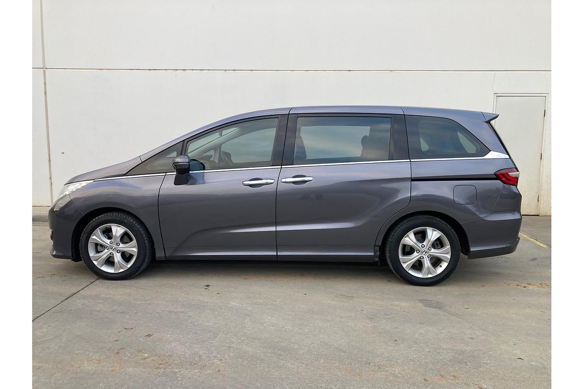 2015 Honda Odyssey VTi 5th Gen