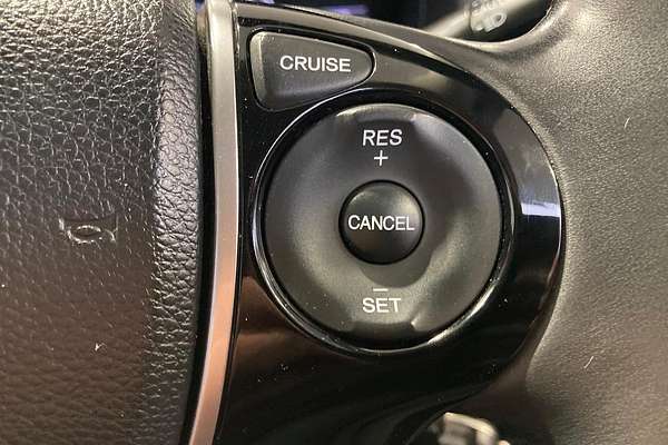 2015 Honda Odyssey VTi 5th Gen