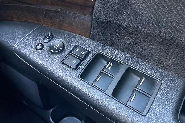 2015 Honda Odyssey VTi 5th Gen