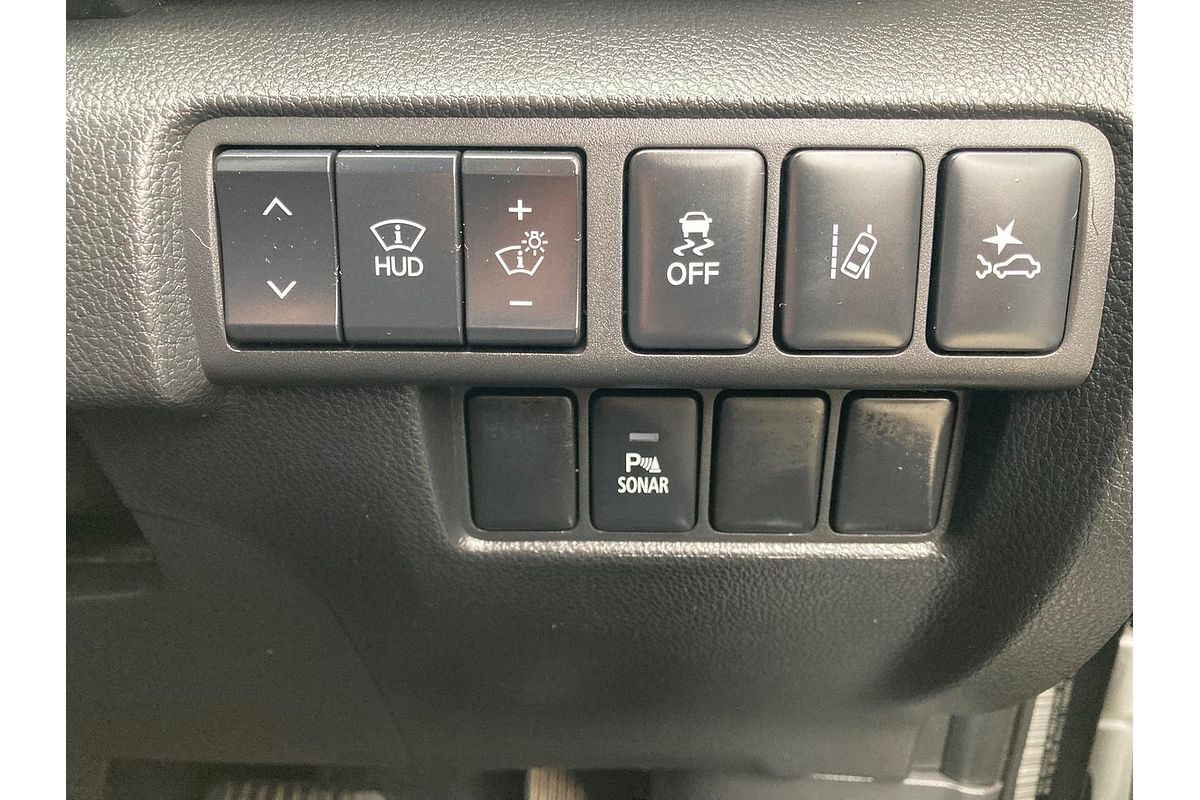 2018 Mitsubishi Eclipse Cross Exceed YA