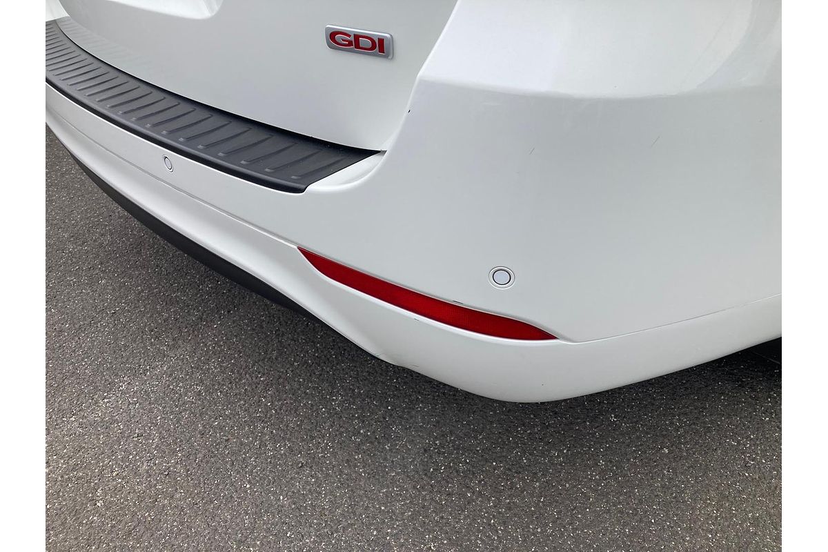 2015 Kia Carnival S YP