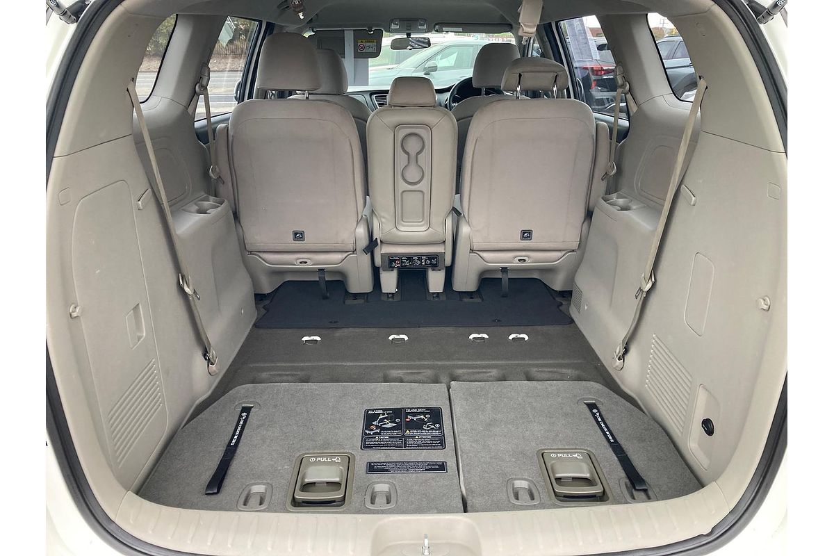 2015 Kia Carnival S YP