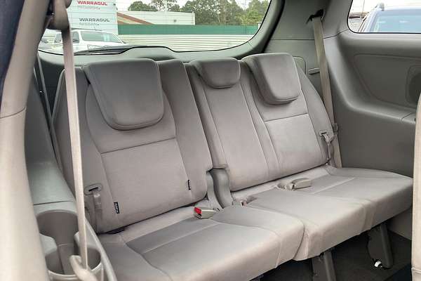 2015 Kia Carnival S YP