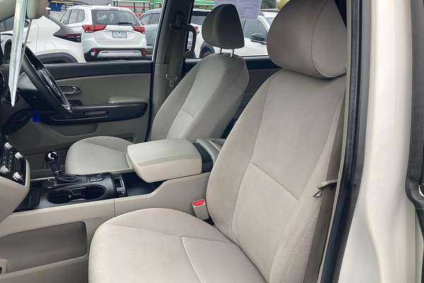 2015 Kia Carnival S YP