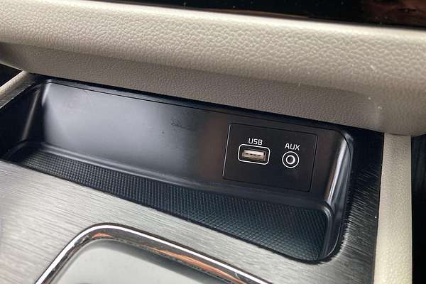 2015 Kia Carnival S YP