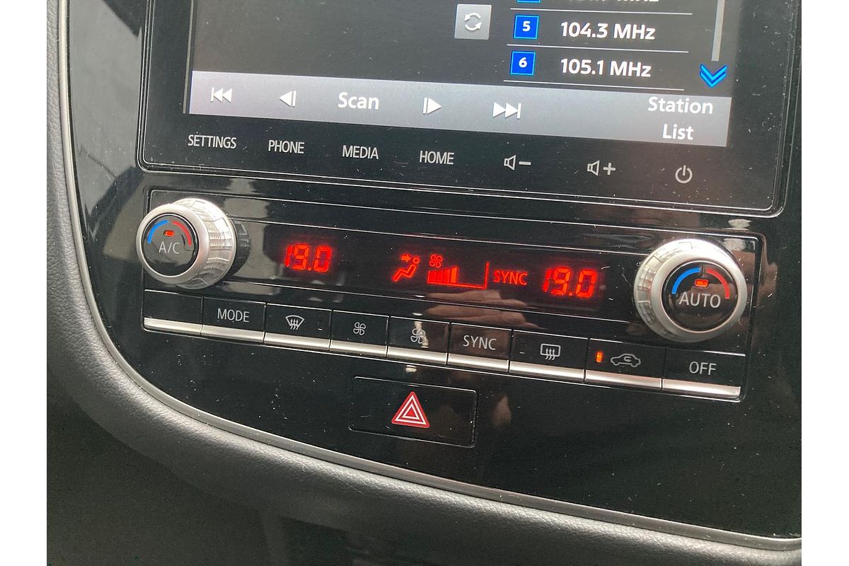 2019 Mitsubishi Outlander LS ZL