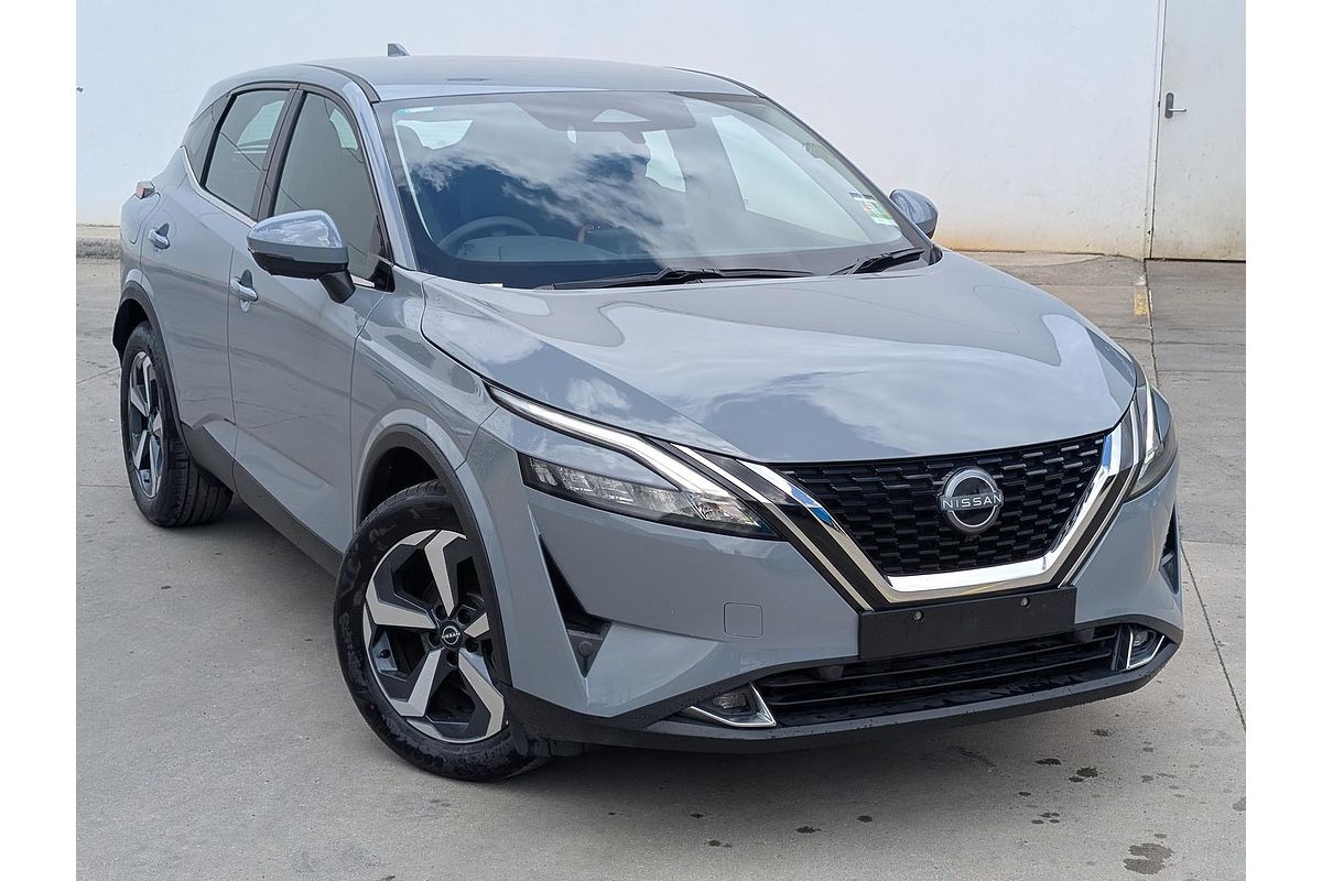 2024 Nissan QASHQAI ST+ J12