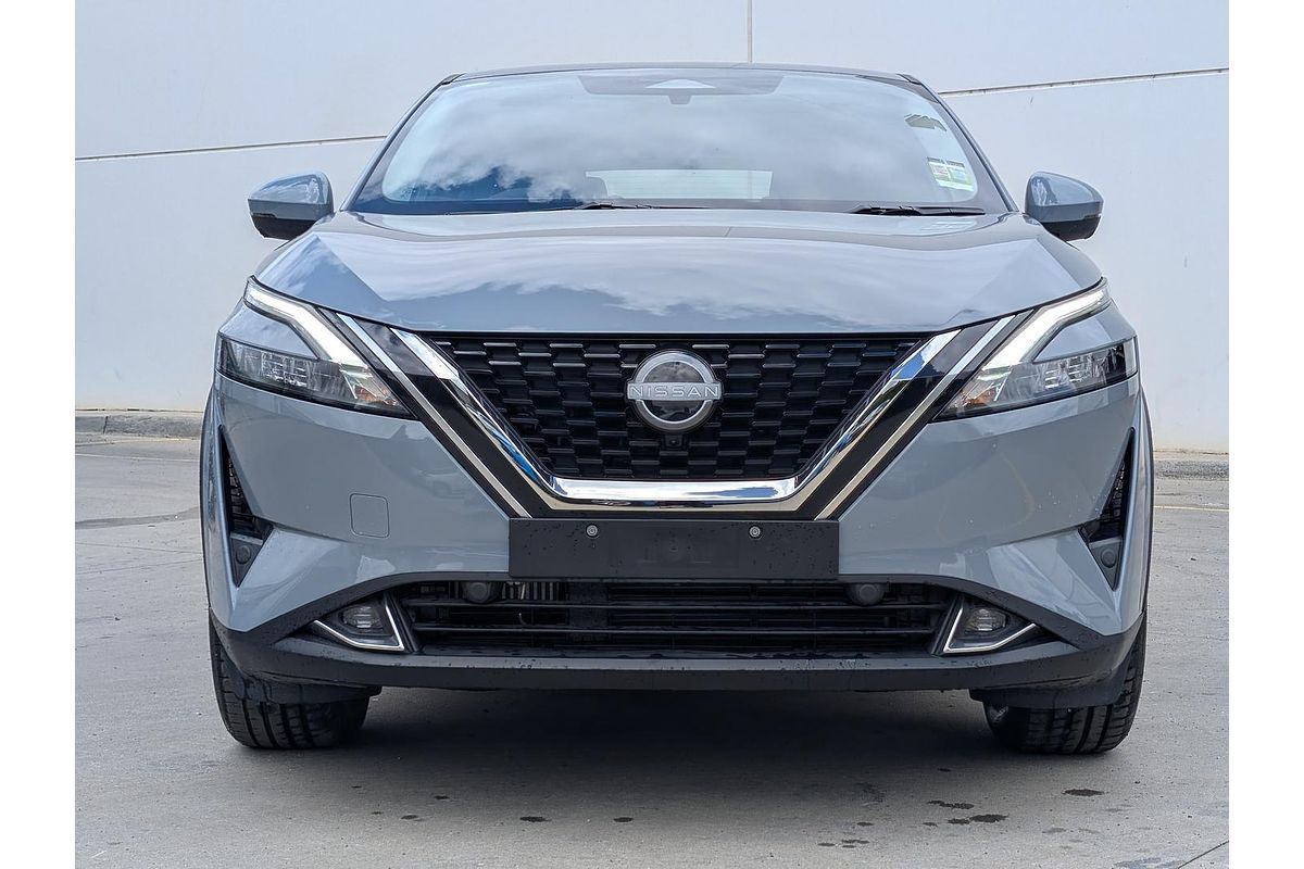 2024 Nissan QASHQAI ST+ J12