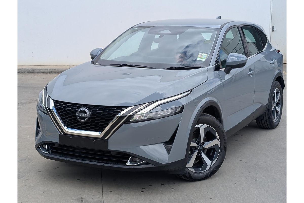 2024 Nissan QASHQAI ST+ J12