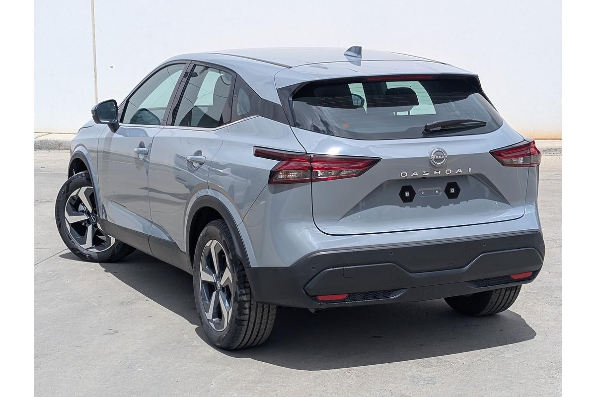 2024 Nissan QASHQAI ST+ J12