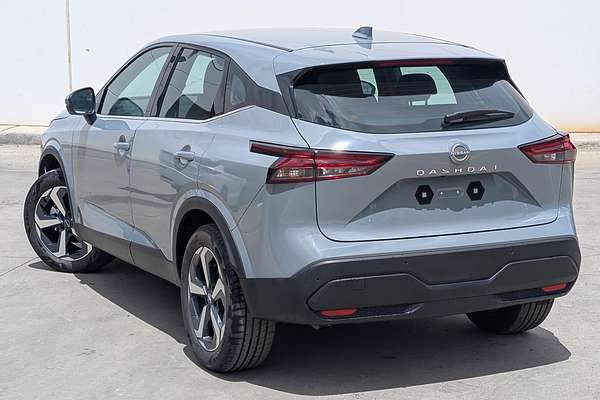 2024 Nissan QASHQAI ST+ J12