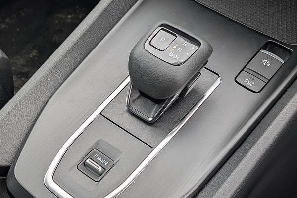 2024 Nissan QASHQAI ST+ J12