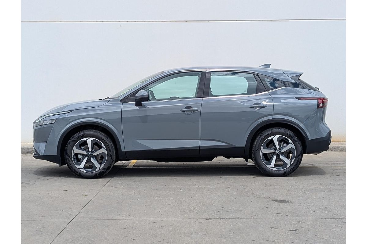 2024 Nissan QASHQAI ST+ J12