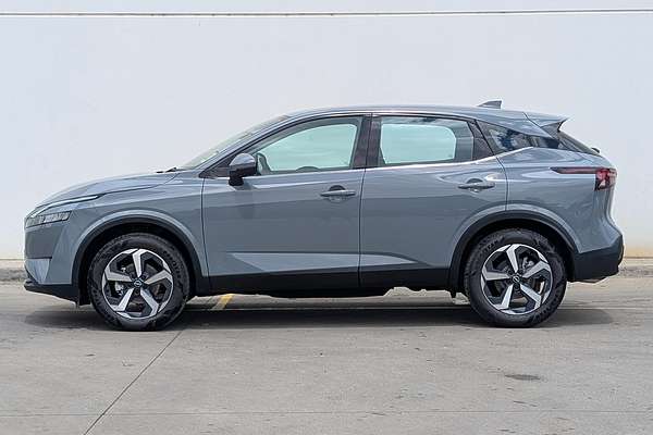 2024 Nissan QASHQAI ST+ J12