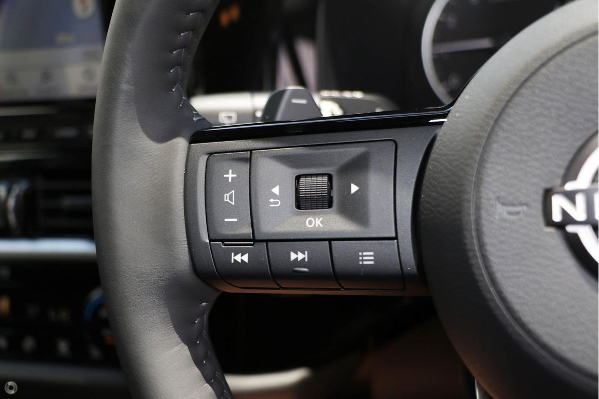 2024 Nissan Pathfinder ST-L R53