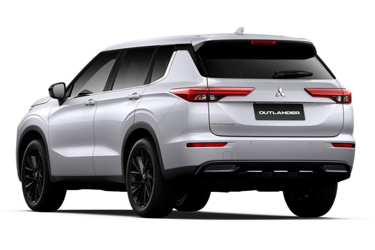 2024 Mitsubishi Outlander Black Edition ZM