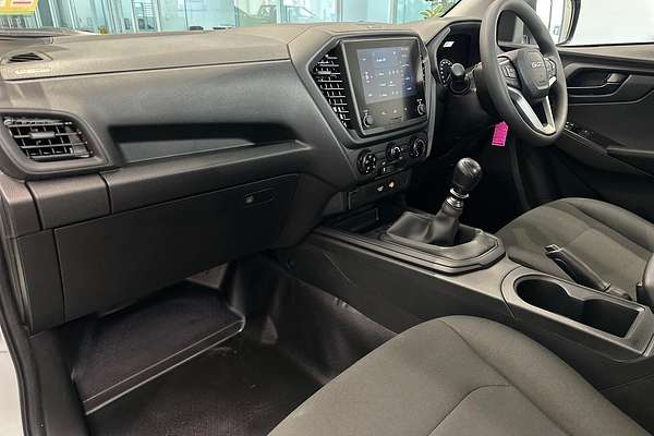 2025 Isuzu D-MAX SX High Ride Rear Wheel Drive
