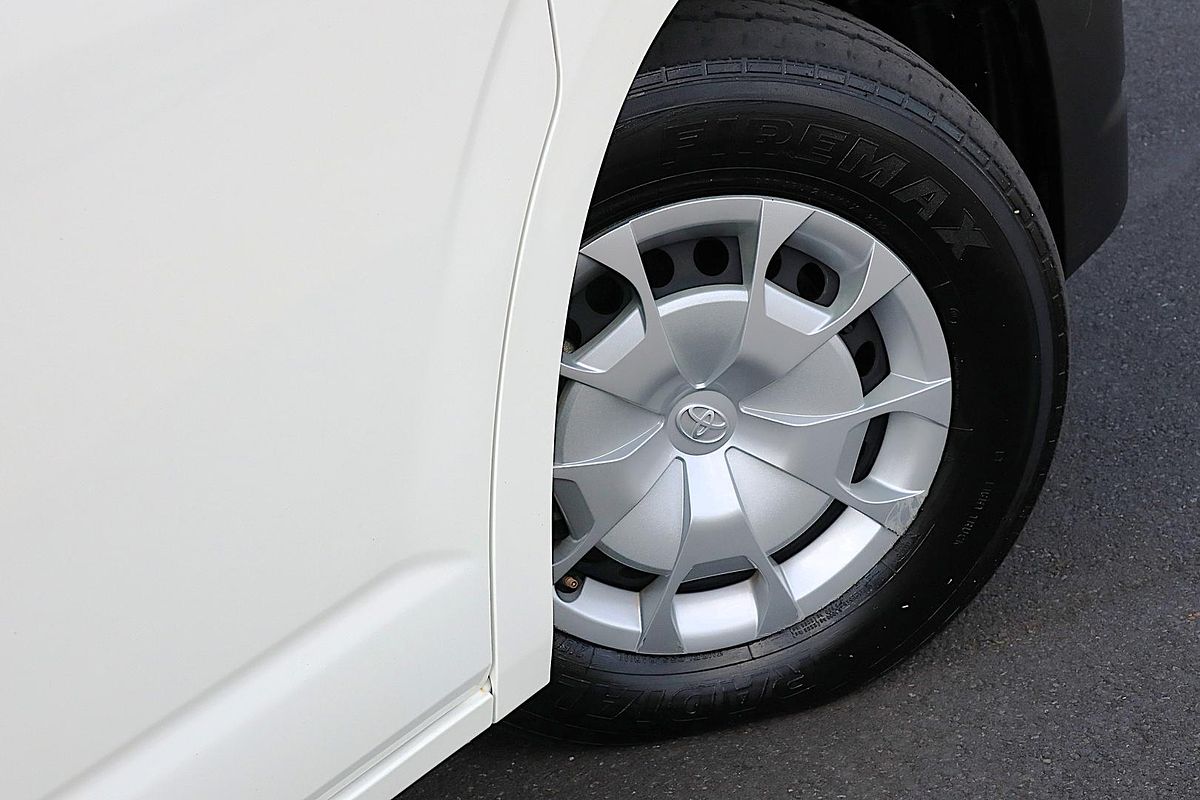 2022 Toyota Hiace GDH300R LWB