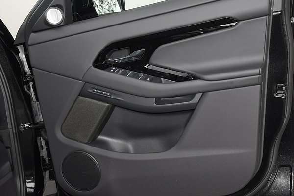 2025 Land Rover Range Rover Evoque P300e Autobiography L551