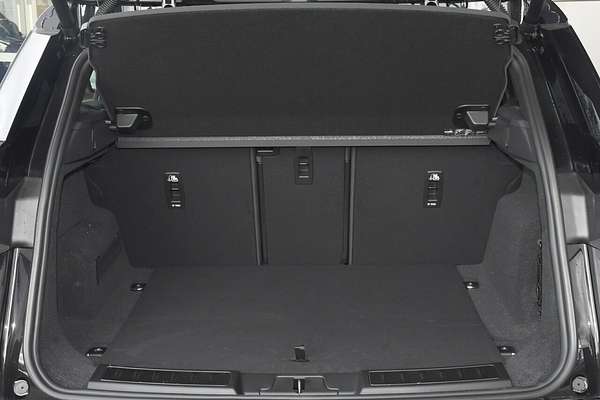2025 Land Rover Range Rover Evoque P300e Autobiography L551