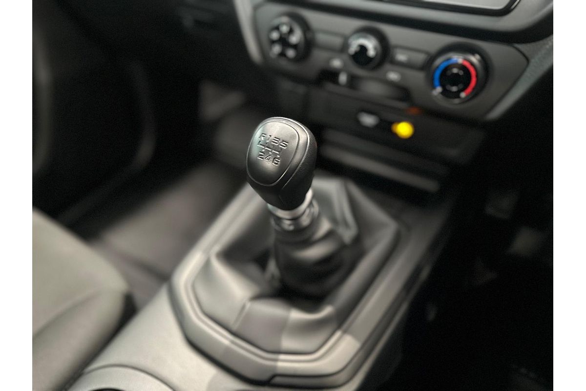 2025 Isuzu D-MAX SX High Ride Rear Wheel Drive