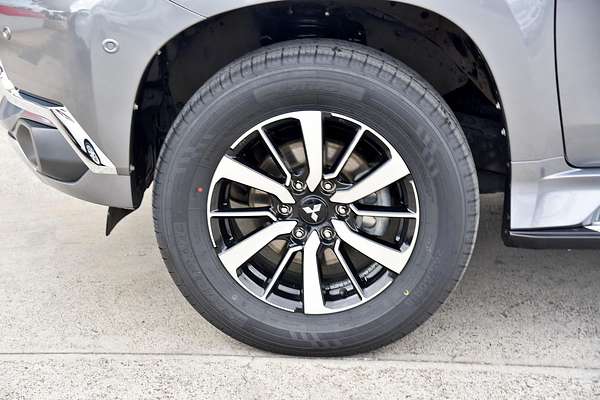 2017 Mitsubishi Pajero Sport Exceed QE