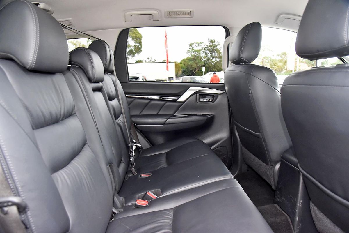 2017 Mitsubishi Pajero Sport Exceed QE