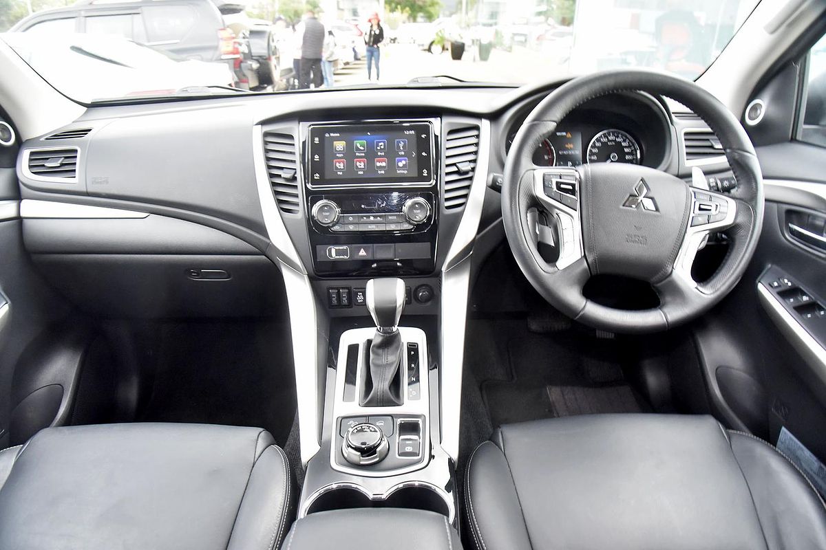 2017 Mitsubishi Pajero Sport Exceed QE