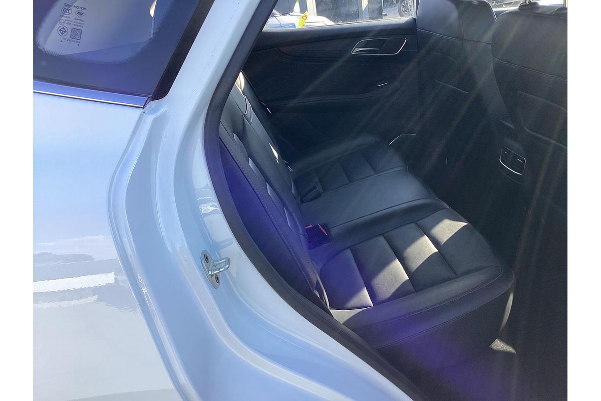 2022 MG HS Vibe SAS23