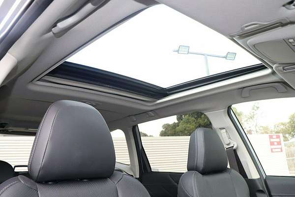 2024 Subaru Forester 2.5i-S S5