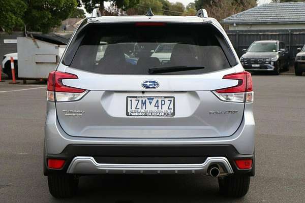 2024 Subaru Forester 2.5i-S S5