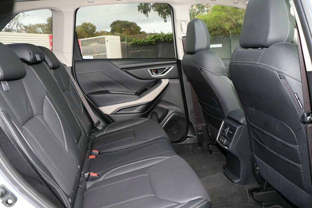 2024 Subaru Forester 2.5i-S S5