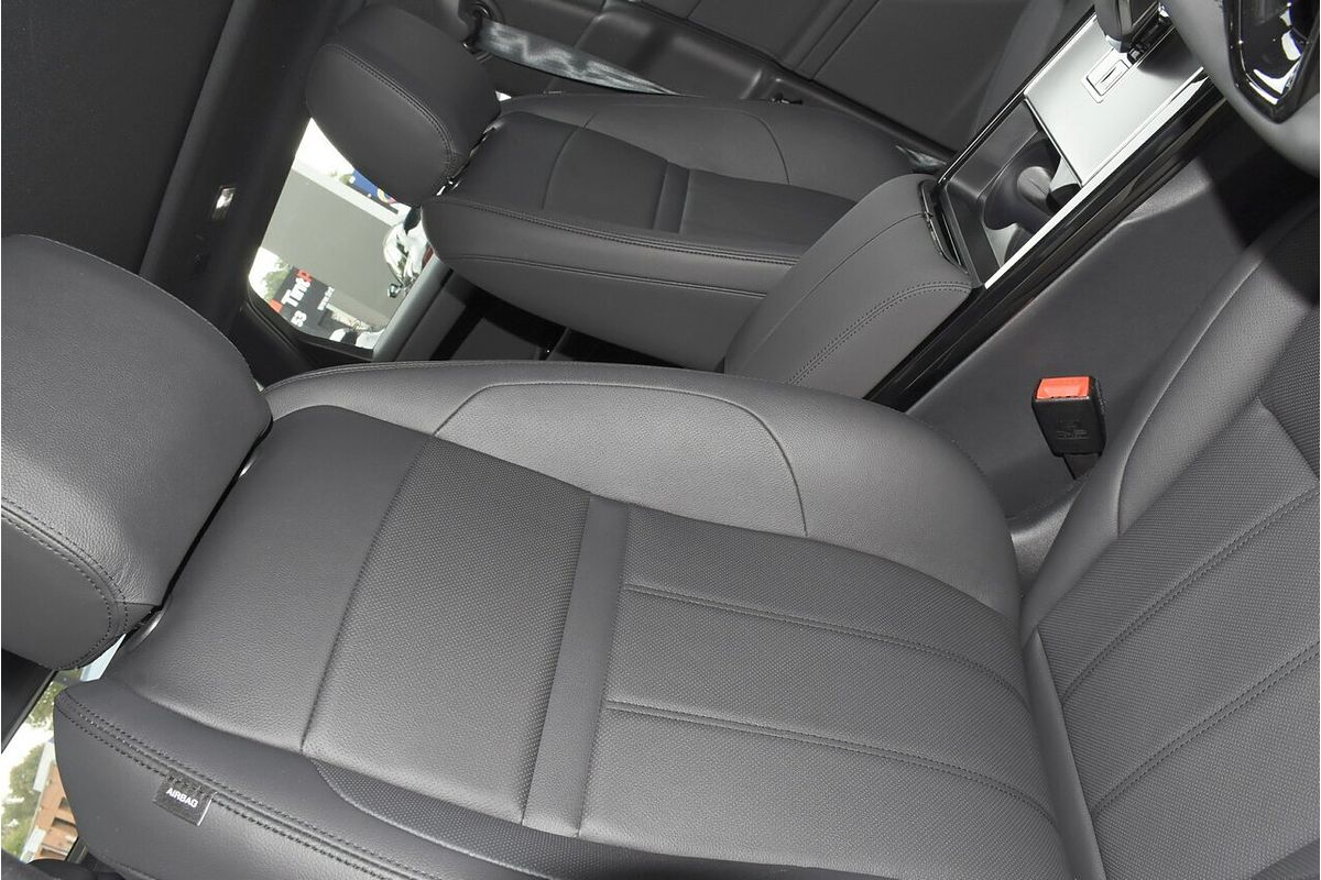 2025 Land Rover Range Rover Evoque P250 Dynamic SE L551