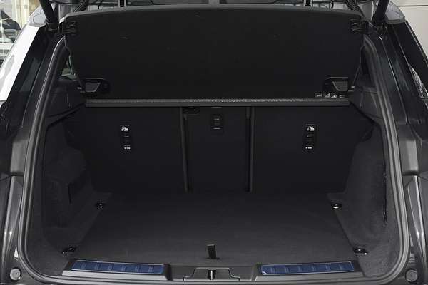 2025 Land Rover Range Rover Evoque P250 Dynamic SE L551