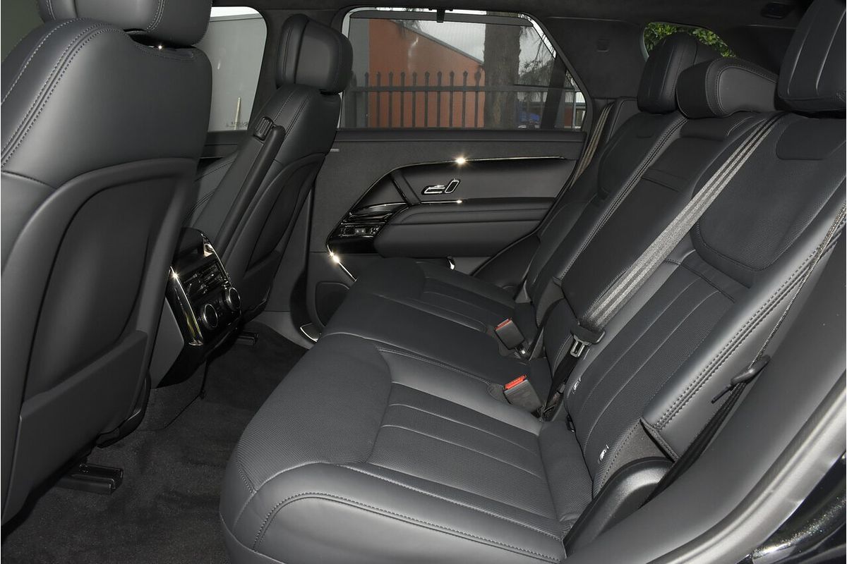 2025 Land Rover Range Rover Sport P530 Autobiography L461