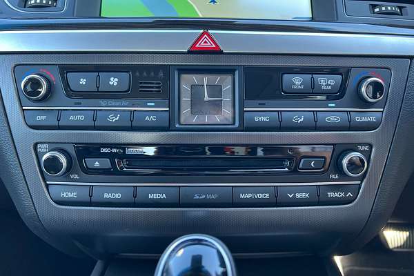 2015 Hyundai Genesis Ultimate Pack DH