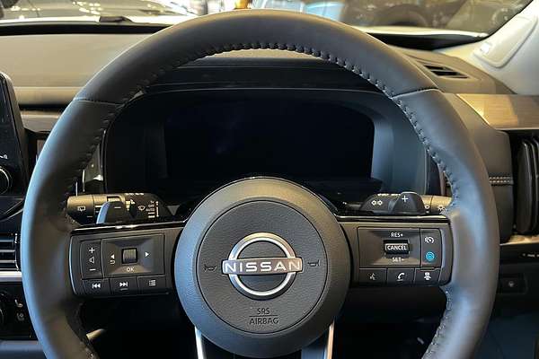 2025 Nissan Pathfinder Ti-L R53