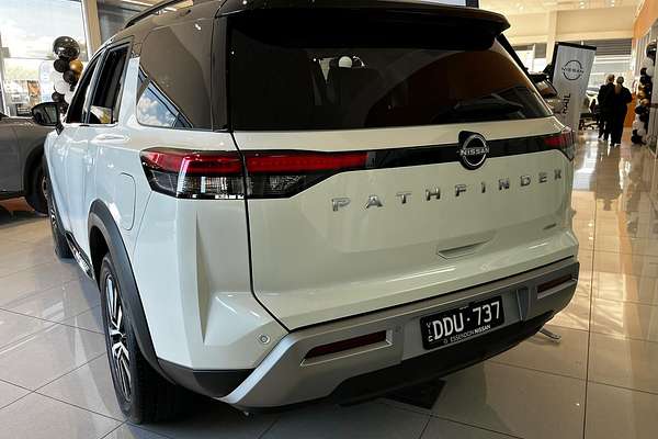 2025 Nissan Pathfinder Ti-L R53