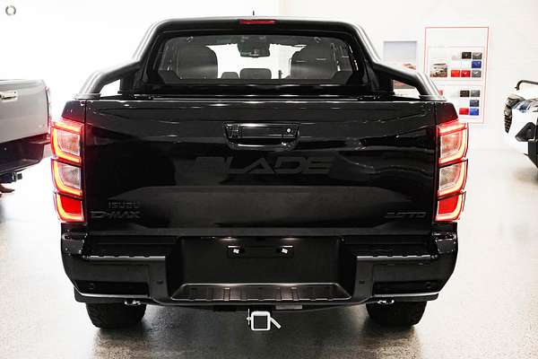 2024 Isuzu D-MAX BLADE 4X4