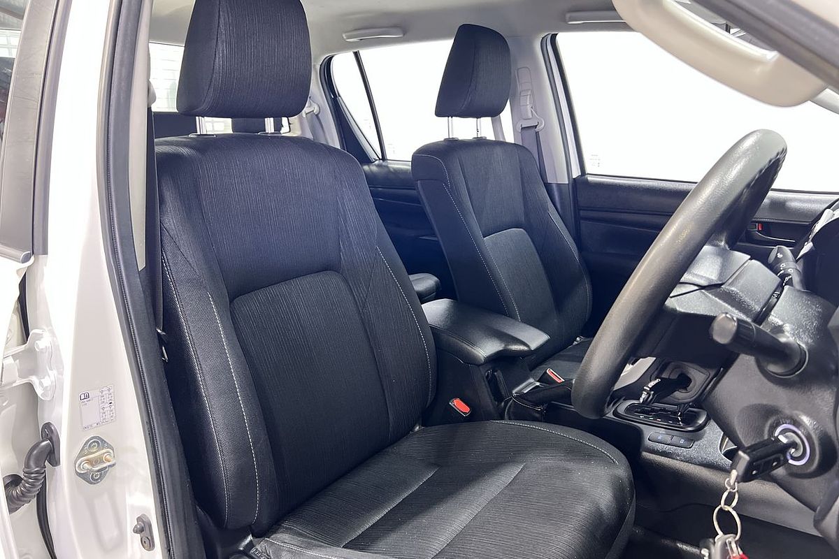 2021 Toyota Hilux SR GUN126R 4X4