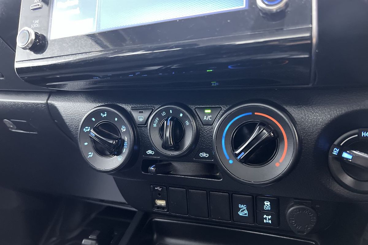 2021 Toyota Hilux SR GUN126R 4X4